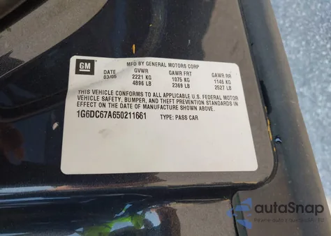 2005 Cadillac Sts V8 z USA, uszkodzony, nr VIN 1G6DC67A650211661